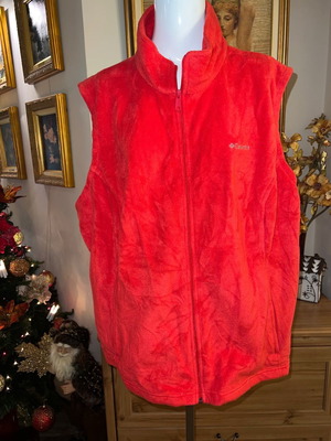 Vest like new without tag, size XXL