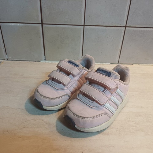 Adidas kids' sports shoes with scratches, like new