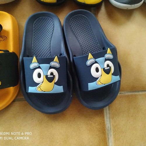 Boys' shoes used, pack of 11, size 25-26