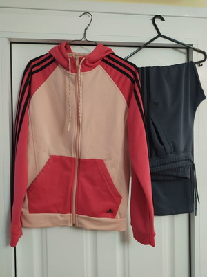 Adidas σετ φόρμας γυναικείο no M σε άψογη κατάσταση