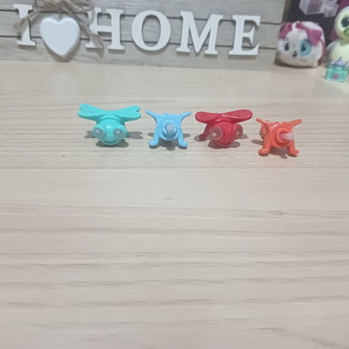 Kinder animal figures butterflies set of 2 used