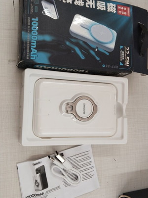 Φορητός φορτιστής iPhone με μαγνητική ασύρματη φόρτιση 22.5W καινούργιο