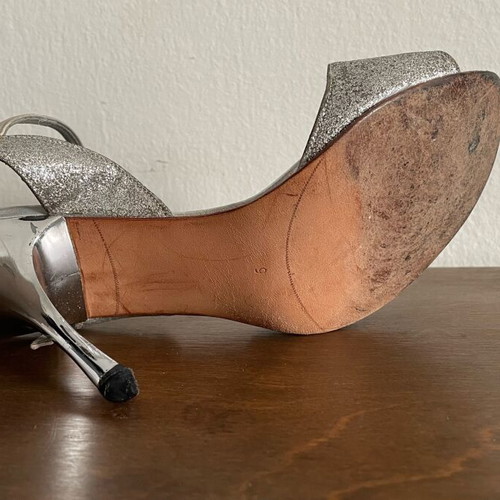 Dance shoes used size 39, leather silver