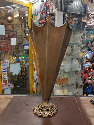 Vintage ομπρελοθήκη από μπρούτζο, ύψος 62 εκ., σε καλή κατάσταση