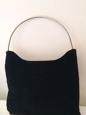 Velvet bag like new, closes with clip