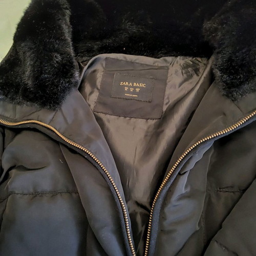 Zara women's coat size M used, black with hood