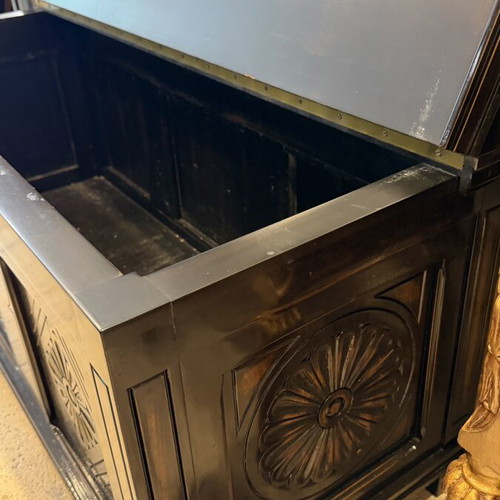 Varagkis solid chest like new, 104x44x46 cm
