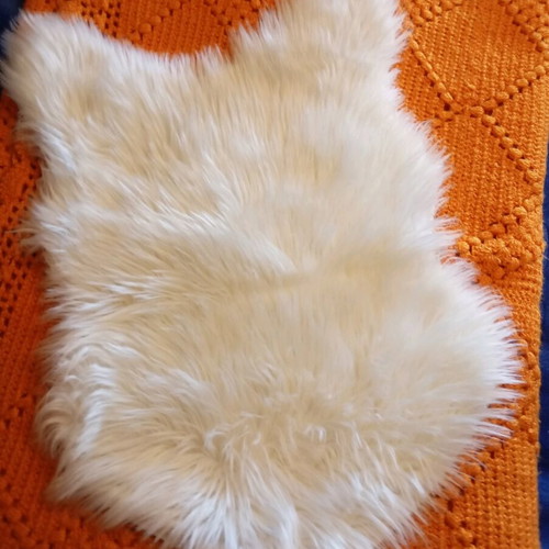 Small rug new from Jusk.kenurie, size 50/70