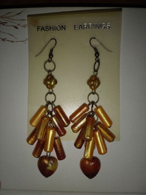Dangling earrings like amber with pearly stones and brown heart, new
