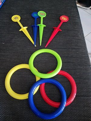 Outdoor game with points and rings like new