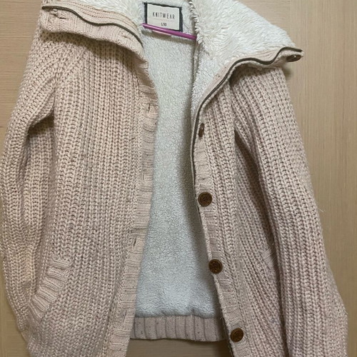 Bershka long cardigan like new, white and pink with fur lining