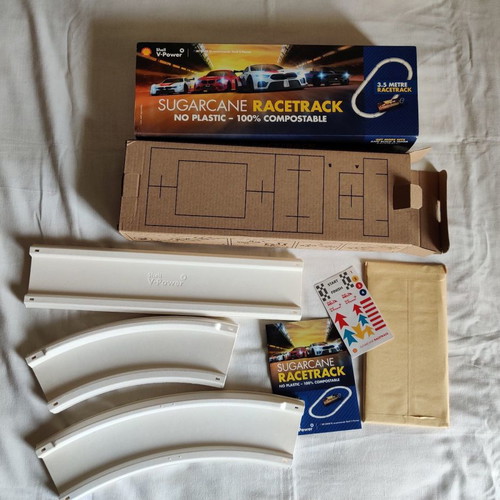 Shell Motorsport Collection 3.5m Sugarcane Racetrack new