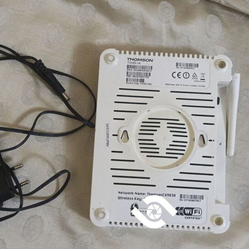 Thomson router model TG585 v8 used, functional
