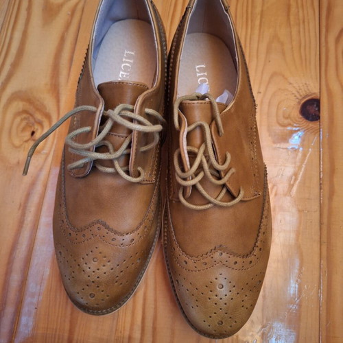 Women's shoes, narrow fit, brown, size 40
