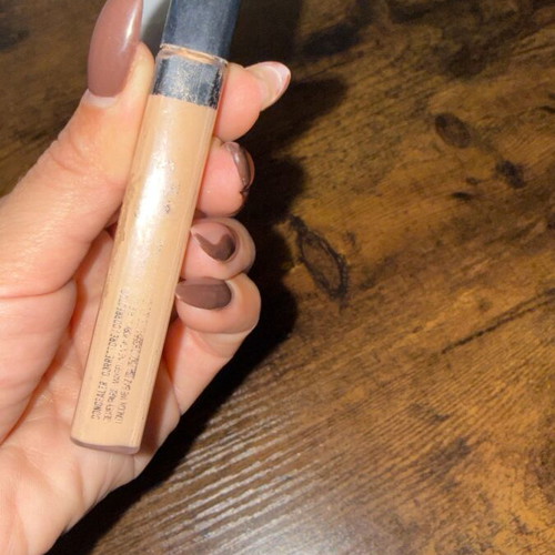 Set of 4 used Maybelline and Nyx concealers