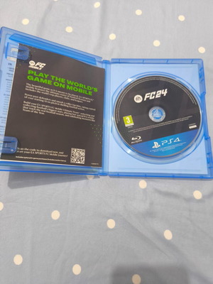 FC 24 PS4 game