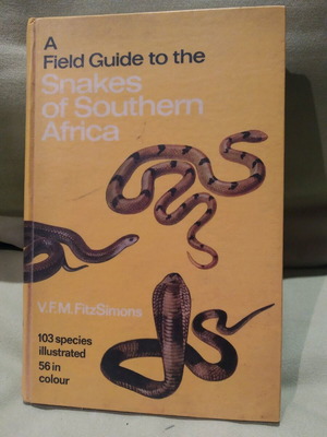 Book Snakes of South Africa like new