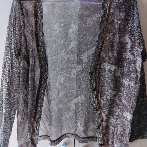Passport sheer cardigan blouse M-L 40 brown floral