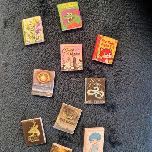 Miniature books new, pack of 10 pieces