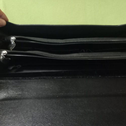 Professional faux leather briefcase used, black, 7 compartments