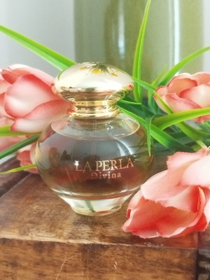 La Perla Divina Eau de Parfum 30ml σαν καινούργιο, κατηργημένη έκδοση