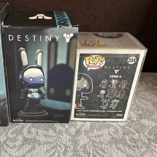Destiny bundle 2 rare items like new