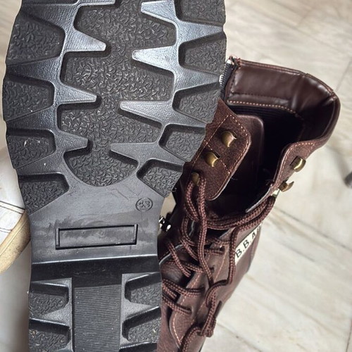 Barbossa boots like new, brown leather, size 43