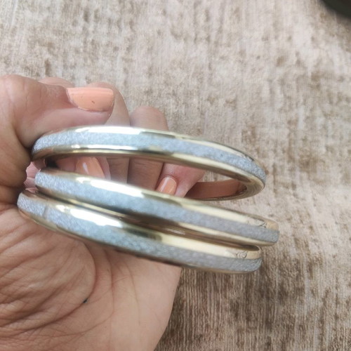 Bracelet set used, 3 round gold plastic with silver glitter