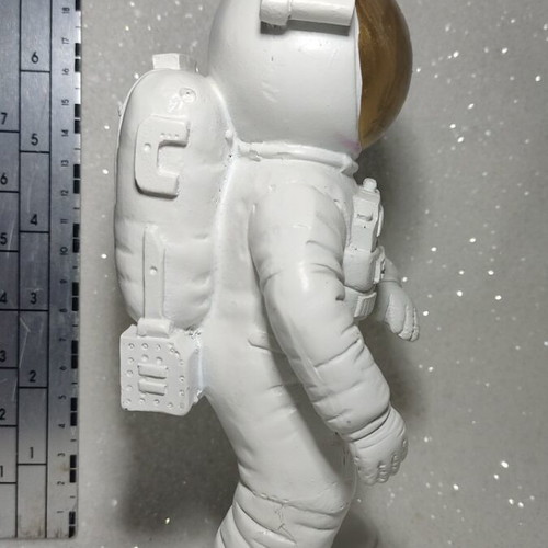 Astronaut resin decorative figure
