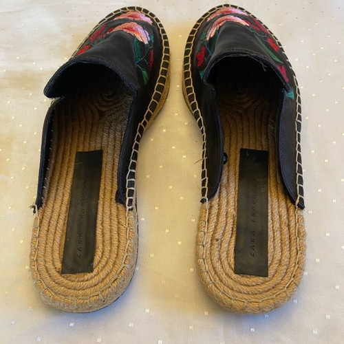 Zara vintage mules new with embroidery, black and multicolor