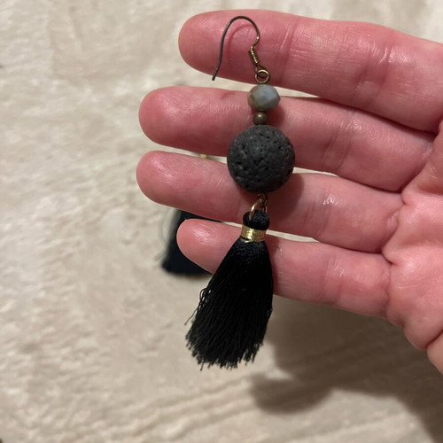 Dangling earrings like new, black