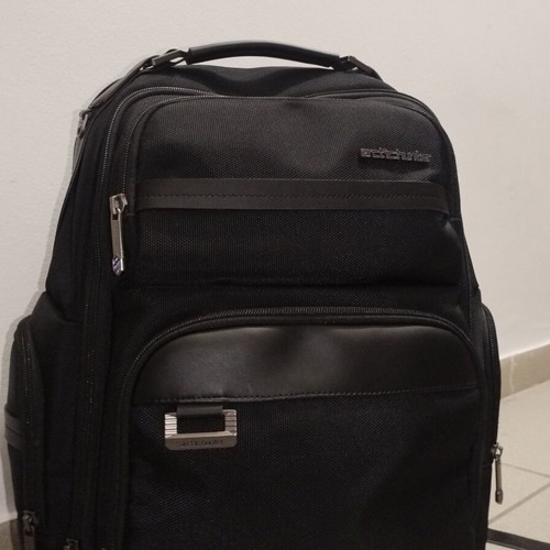 Arctic Hunter backpack for 15.6" laptop like new, black