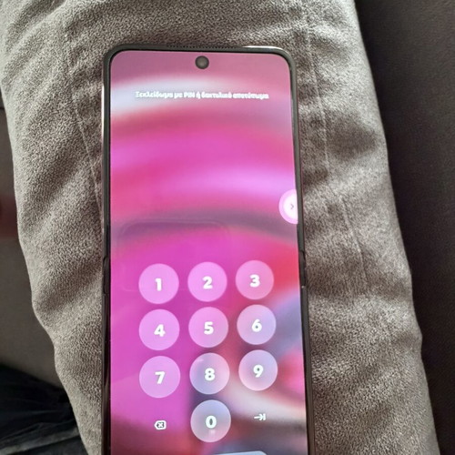 Motorola Razr 60 Ultra smartphone like new, pink, 512GB