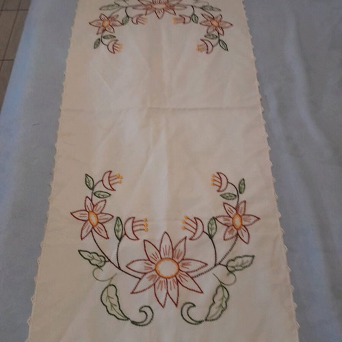 Handmade table runner with lace 120x50