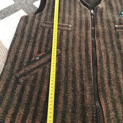 Men's vest like new, very warm, one size