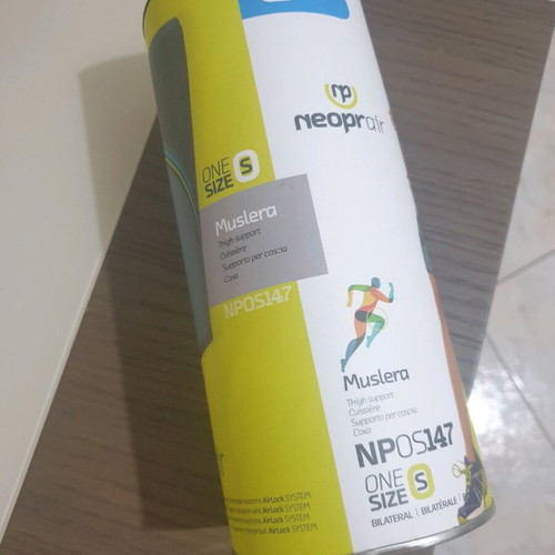 Neoprair One Size Prim Knee Brace like new