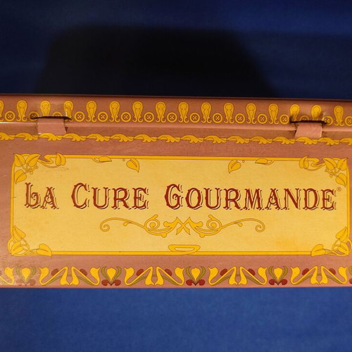 Le Figuier Collectible Metal Jewelry Box Like New
