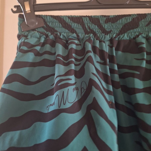 Inna Manoli shorts and jacket set like new, black and green