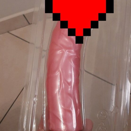 Sex toys realistic XL aid like new with -  60,00 - Vendora.cy