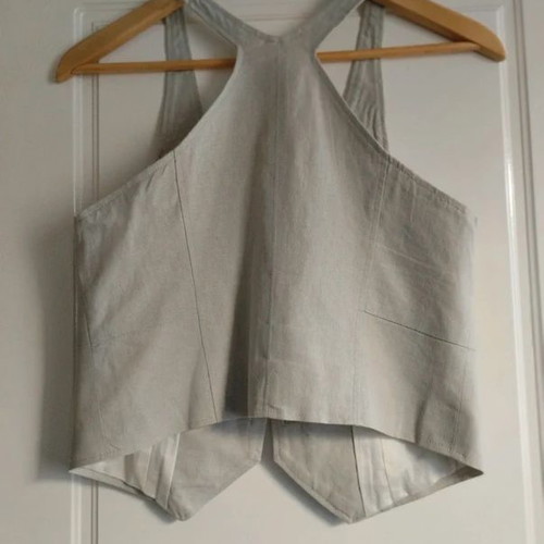 St-Martins halter neck vest unique style gillet size M like new, gray beige