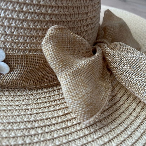Hat beige natural paper like new, size S-M