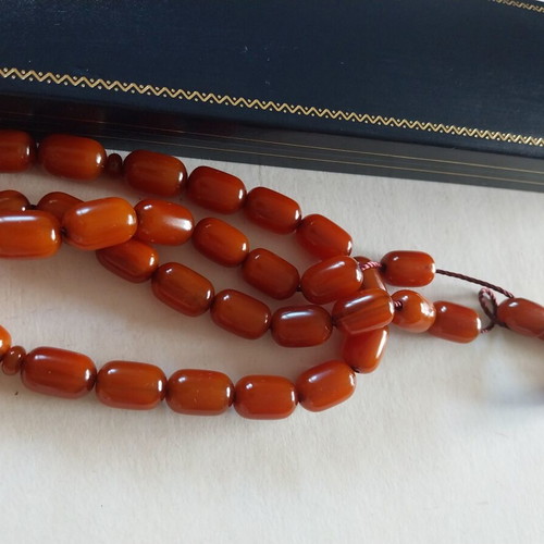 Bakelite komboloi 50 grams used