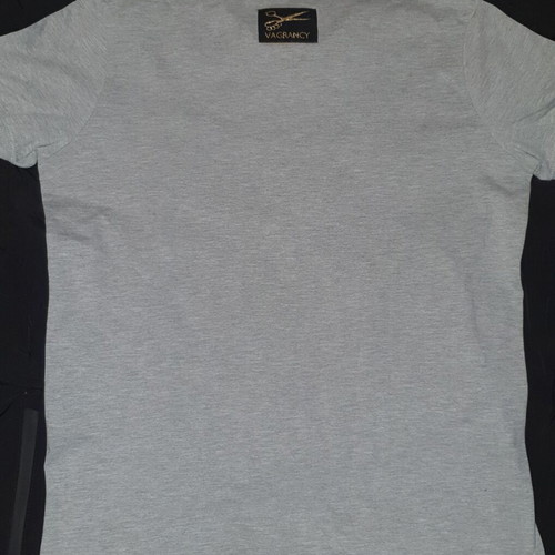 Vagrancy short-sleeve shirt like new, size Medium, gray