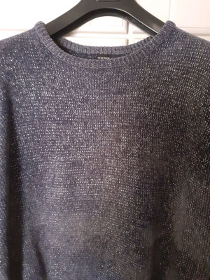 Grey silver pullover like new with silver thread