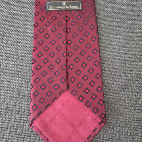 Ermenegildo Zegna tie like new, red silk, made in Italy