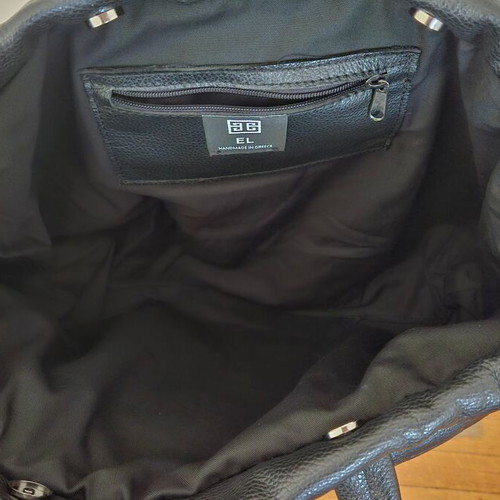 Tsantilis leather shoulder bag new, black