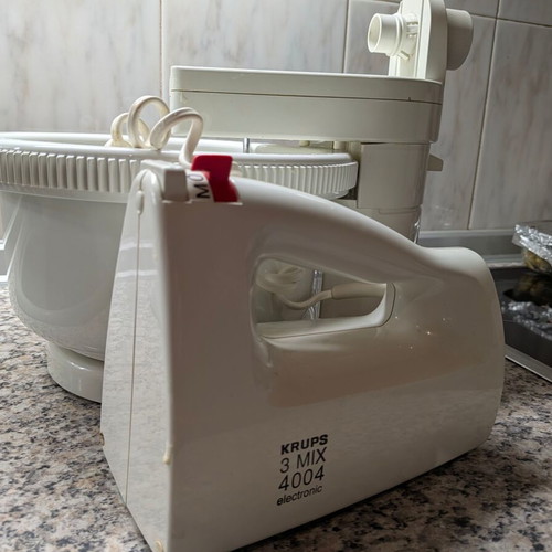Krups hand mixer with rotating bowl used