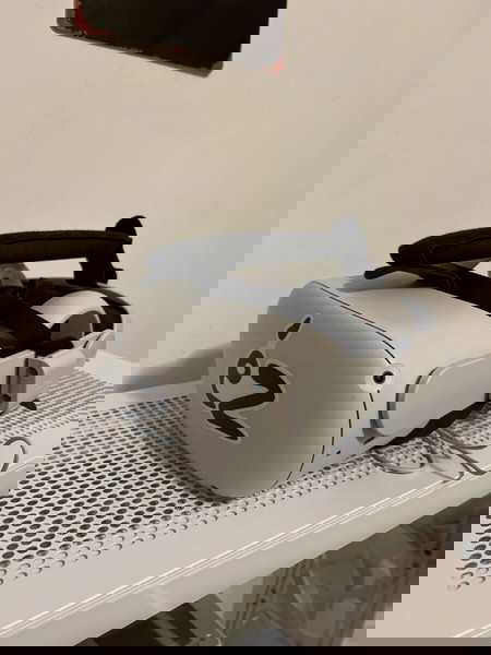 Meta Quest 2 VR Headset