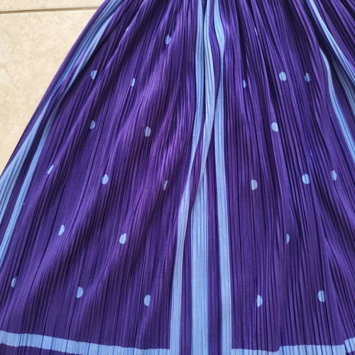 Vintage dress purple like new, pleated muslin, size S