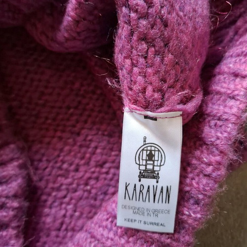 Karavan sweater thick knit pink new, one size